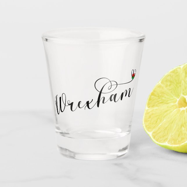 Wrexham Script Schriftart, walisische Flagge im He Schnapsglas (Vorderseite)