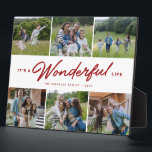 Wunderbares Leben dunkelrot - 6 Foto Familienkolle Fotoplatte<br><div class="desc">Feiern Sie Ihre Lieblings-Erinnerungen mit dieser 6-Foto-Collage-Plakette mit einer "It's a beautiful life"-Typenbearbeitung in dunkelrot und kundenspezifisch. Diese Collage ist ideal für Familien, Neugeborene, Großeltern und mehr. Personalisieren Sie es für das Jahr, Ferien Erinnerungen, Reisen, Wiedersehen und andere Anlässe. Die dunkelrote Textfarbe ist klassisch und festlich und passt sich gut...</div>