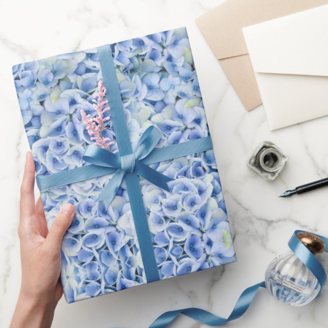 Wunderschöne blaue Hortensien - Blumenmuster  Geschenkpapier (Schenken)