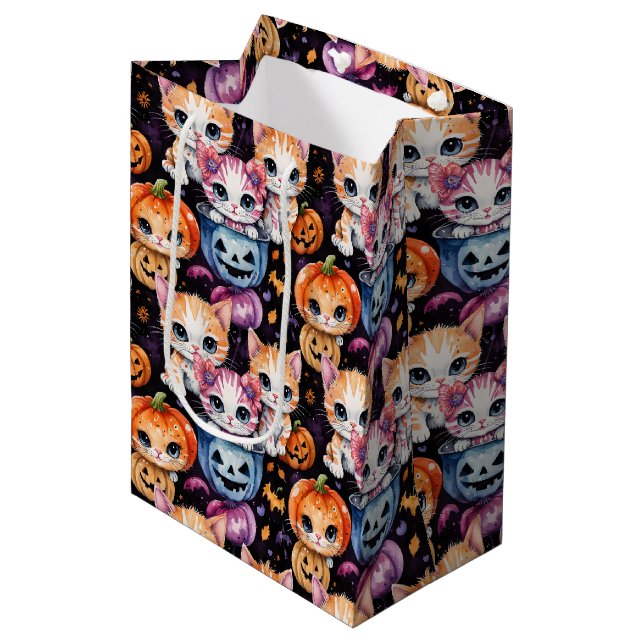 Wunderschöne süße Wasserfarbe Halloween Kätzchen Mittlere Geschenktüte (Vorderseite Schrägansicht)