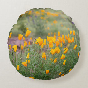 wunderschöne und duftende Wildblumen, die in Tuben Rundes Kissen