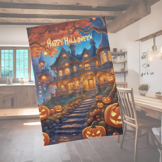 Wunderschöne Villa im Wald, Kürbisse, Halloween Geschirrtuch (Von Creator hochgeladen)