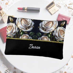 Wunderschöne weiße Rosen mit goldenen Details, ele Zubehörtasche