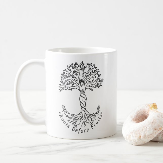 Wurzeln vor Früchten Göttin Baum des Lebens Kaffeetasse (Mit Donut)