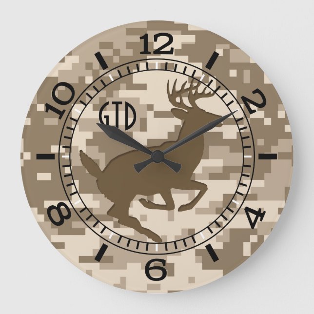 Wüste Digital Camouflage Jumping Deer Monogram Große Wanduhr (Vorderseite)