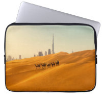 Wüsten | Dubais Skyline-Ansicht mit Kameln