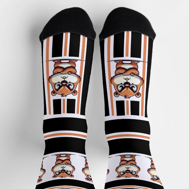 Wütende Cartoon-Stier-Crew-Socken Socken (Oben)