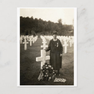WWI Amerikanische Mutter am Grab ihres Sohnes in F Postkarte