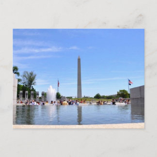 WWII-Gedenkbrunnen und Washington Monument Postkarte