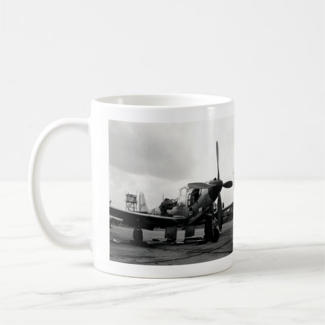 WWII Kingcobra Kampfflugzeug Tasse (Links)
