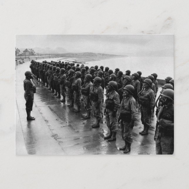 WWII-Krankenschwestern in Gasmasken Postkarte (Vorderseite)