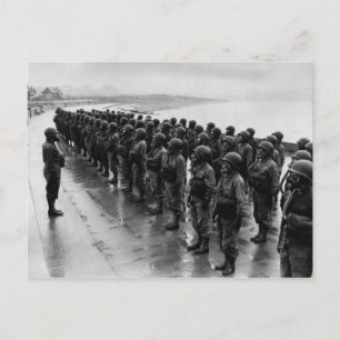 WWII-Krankenschwestern mit Gasmasken Postkarte