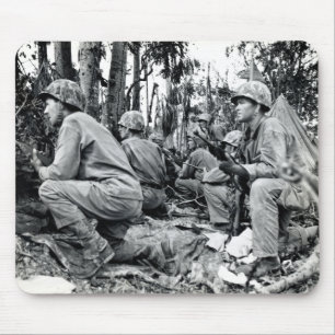 WWII US Marinesoldaten auf Peleliu Mousepad