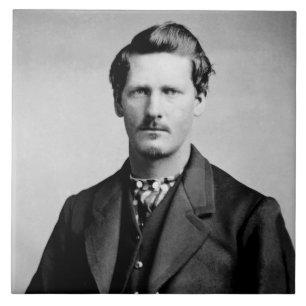 Wyatt Earp: Lawman, Gunfighter, Saloon Keeper Fliese