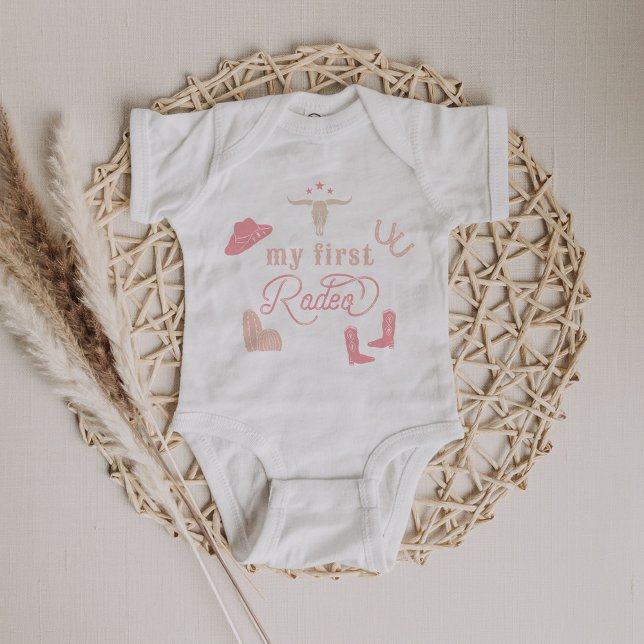 WYNONA Boho Blush Pink 1. Rodeo Cowgirl Country Baby Strampler (Von Creator hochgeladen)