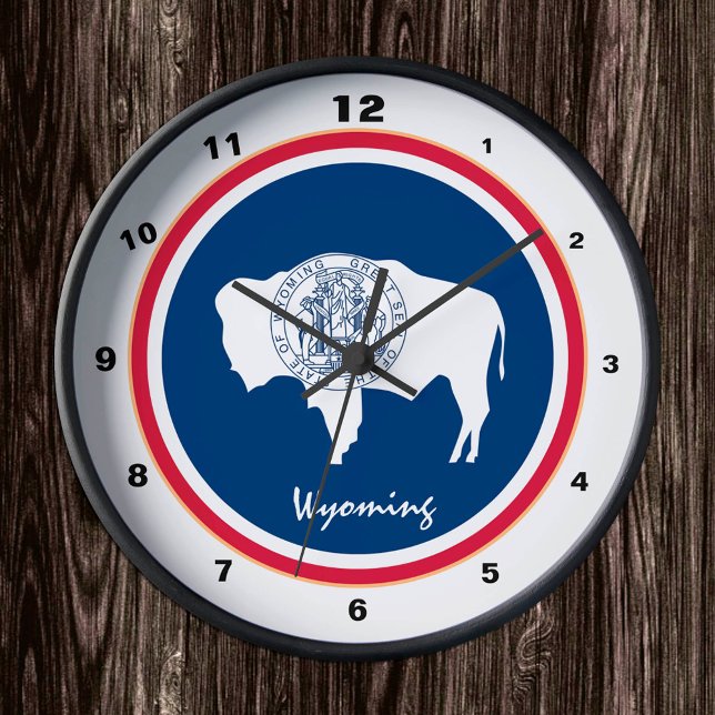 Wyoming Flag & Wyoming fashion/Design USA clock Runde Wanduhr (Von Creator hochgeladen)