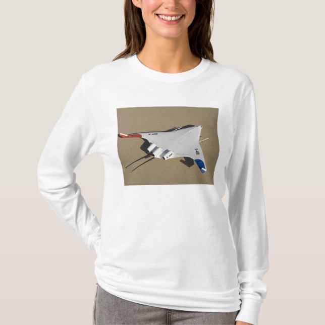 X-48B Blended Wing Body Unbemanntes Luftfahrzeug 2 T-Shirt (Vorderseite)