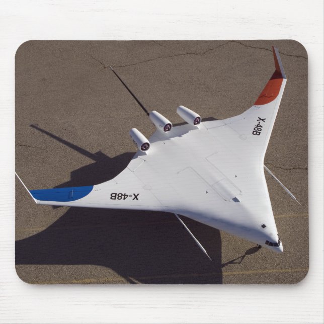 X-48B Blended Wing Body Unbemanntes Luftfahrzeug Mousepad (Vorne)