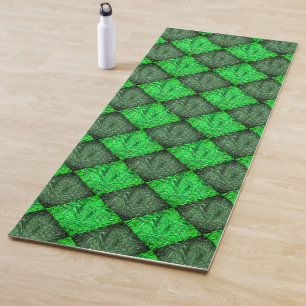 Xadrez verde falsa grama ou folhas de coqueiro. yogamatte