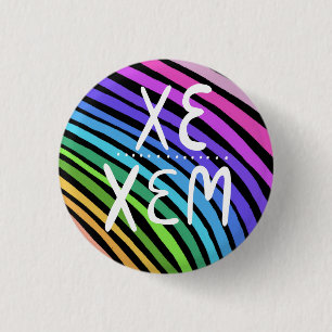 XE/XEM Pronouns farbenfroher Handschrift Regenboge Button