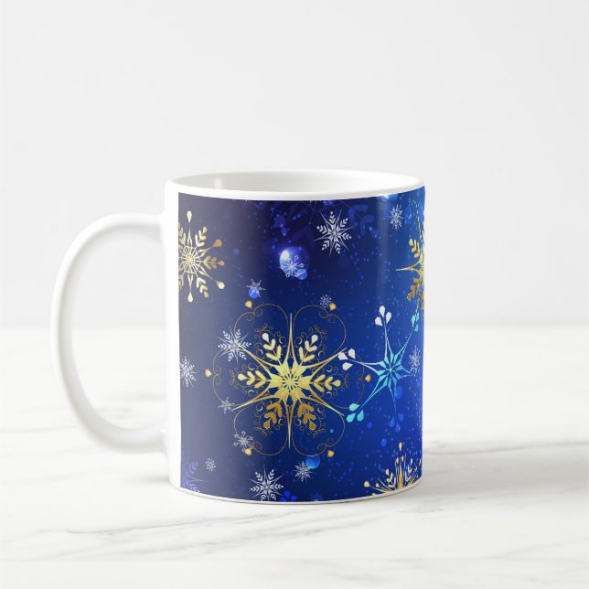 XMAS Blue Background mit goldenen Schneeflocken Kaffeetasse (Links)