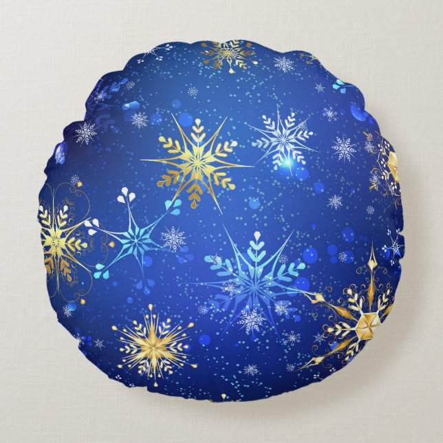 XMAS Blue Background mit goldenen Schneeflocken Rundes Kissen (Vorderseite)