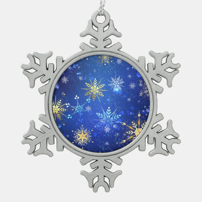 XMAS Blue Background mit goldenen Schneeflocken Schneeflocken Zinn-Ornament (Vorderseite)