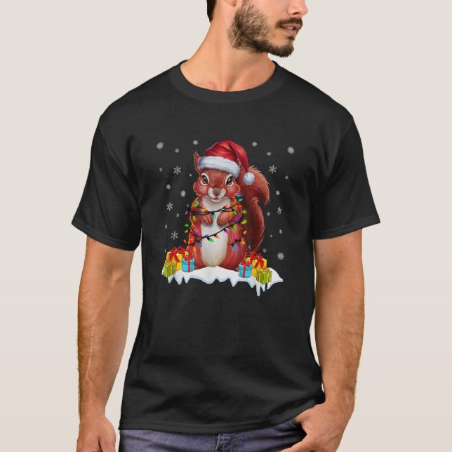 Xmas Lighting Eichhörnchen Tragen Weihnachtsmannmü T-Shirt (Vorderseite)