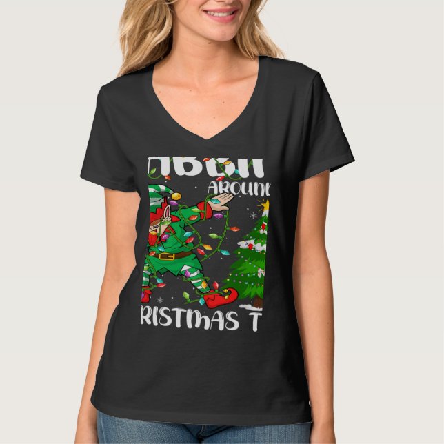 Xmas Lighting Elf Dabbing Around The Christmas Tre T-Shirt (Vorderseite)