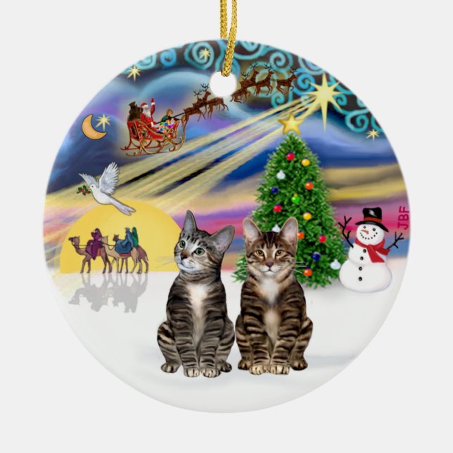 Xmas Magie - Zwei braune Tabby-Katzen Keramik Ornament (Vorne)