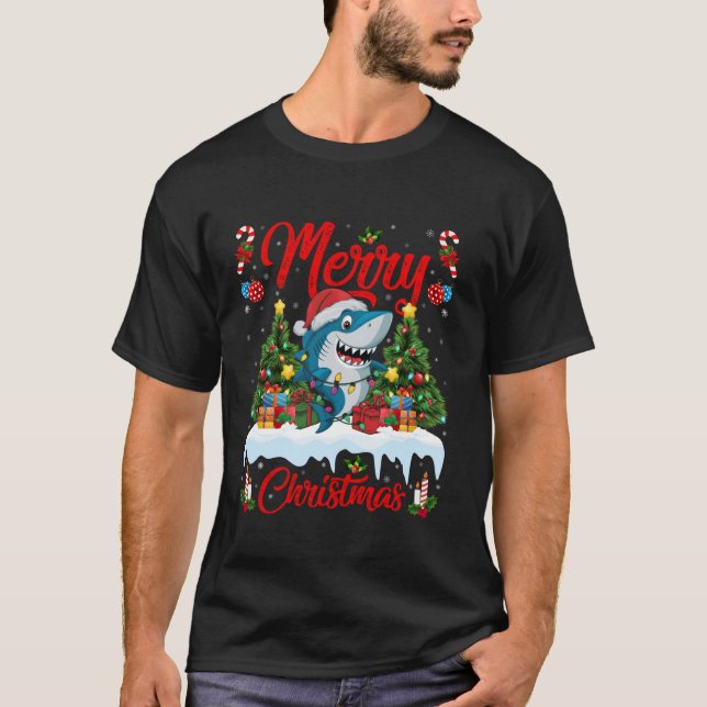 Xmas Tree Lighting Weihnachtsmannmütze Hai Weihnac T-Shirt (Vorderseite)