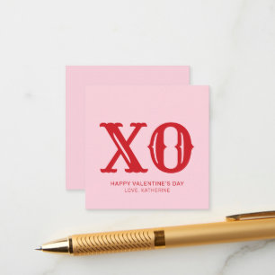 XO rosa und rote Typografie niedlicher Valentinsta Begleitkarte