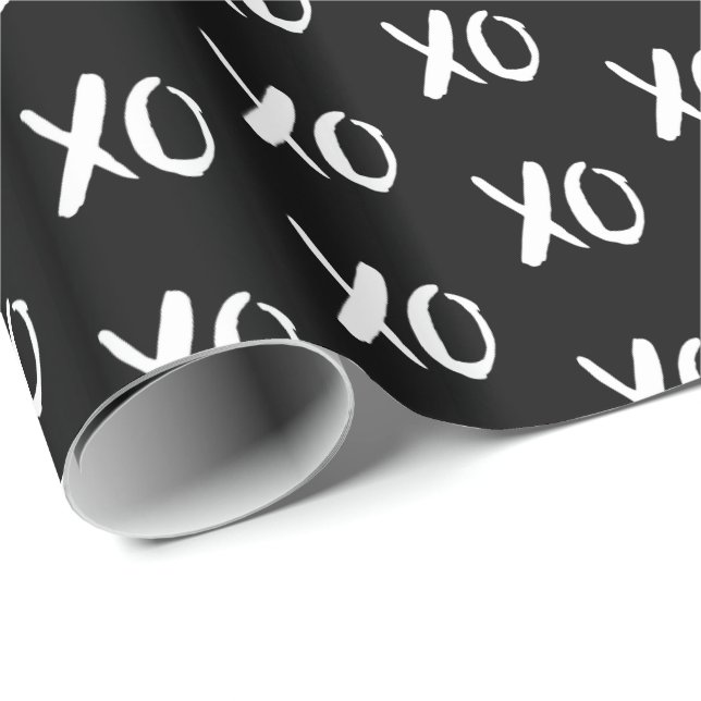 XO XO umarmt und Küsse Geschenkpapier (Rolleneckpunkt)