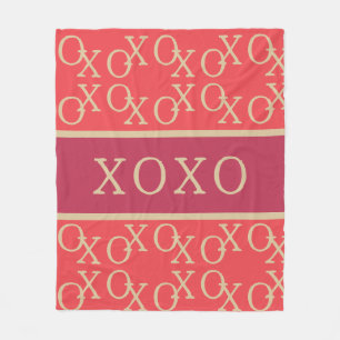 XOXO Hot Pink Red Gold Typografie Textmuster Fleecedecke