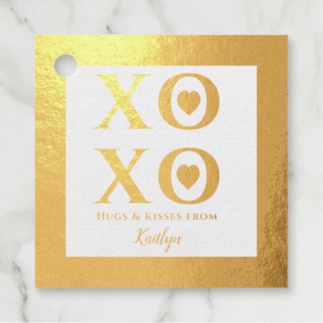 XOXO Hugs and Kisses Hearts Gold Foil Geschenkanhänger (Vorderseite)
