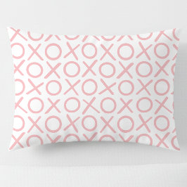 XOXO Hugs & Kisses Pastel Pink White Modern Kissenbezug