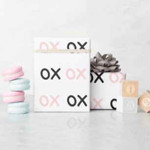 XOXO Hugs und Kisses Blush Pink und Black Geschenkpapier