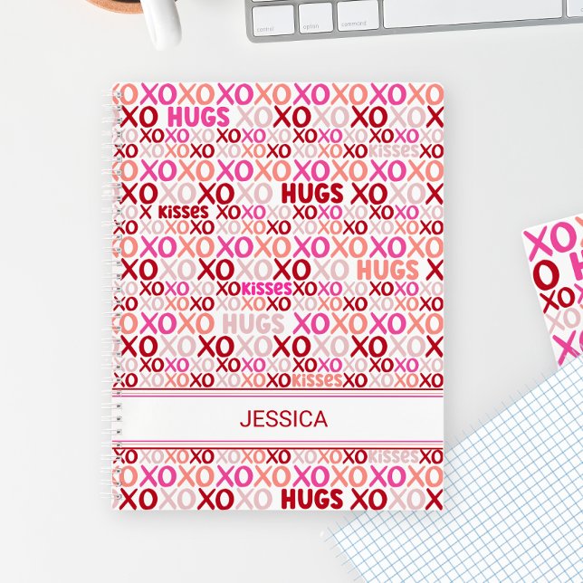 XOXO Hugs und Kisses Valentine Pink und Rot Modern Notizbuch (XOXO Hugs and Kisses Valentine Pink and Red Modern Notebook)