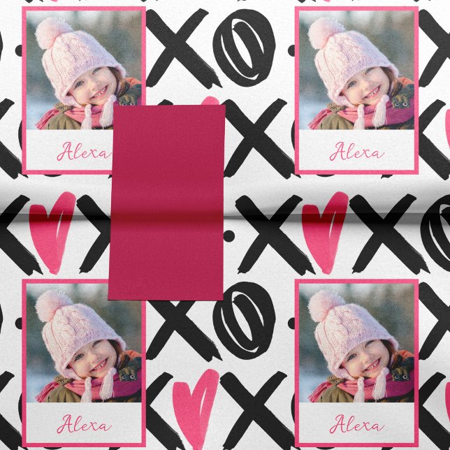 XOXO Photo and Heart Pattern Valentine's Day Seidenpapier (Von Creator hochgeladen)
