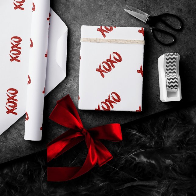 XOXO Roter Glitzer | Glam Brushstroke Hug and Kiss Geschenkpapier (Von Creator hochgeladen)