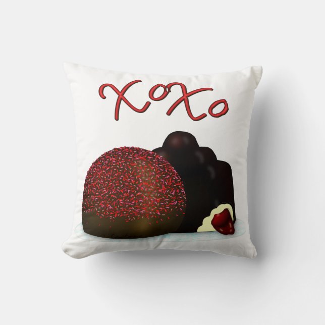 XOXO Valentine Bonbon and Dark Chocolate Kissen (Vorderseite)