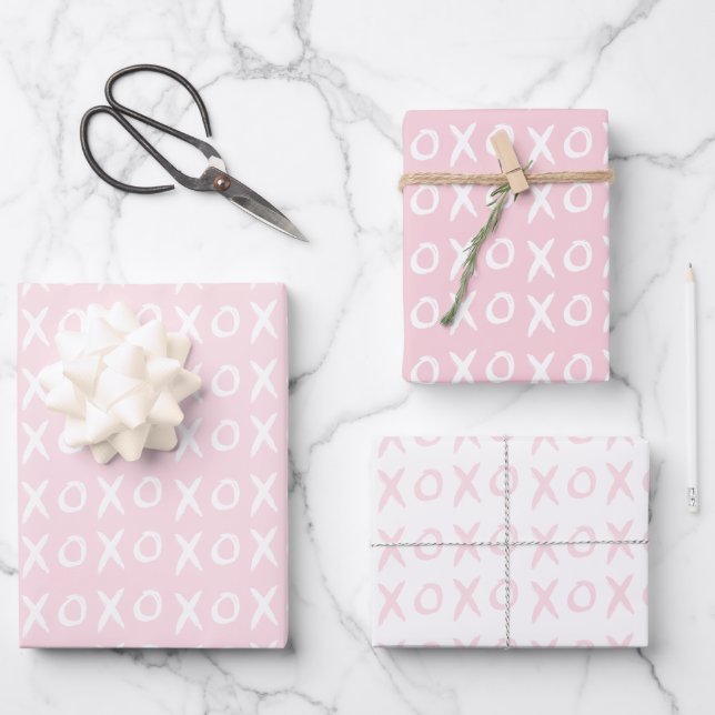 XOXO Valentinstag Galentinstag Rosa Weiß Geschenkpapier Set (Vorderseite)