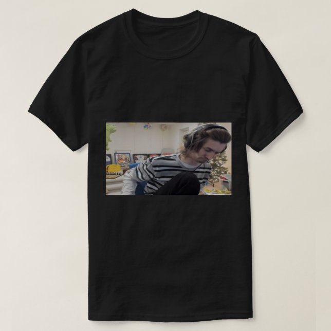 XQC Furz xqcOW Twitch T-Shirt (Design vorne)