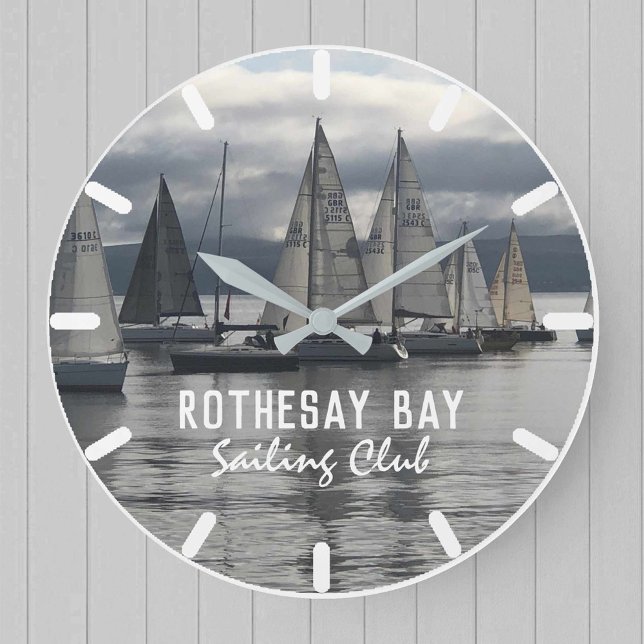 Yachten mit Rennen Große Wanduhr (Von Creator hochgeladen)