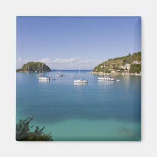 Yachten vor Anker, Lakka, Paxos, Griechenland Magnet