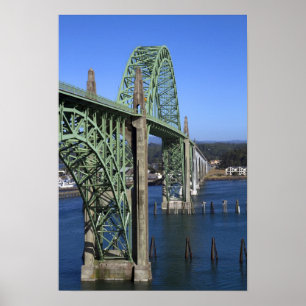 Yaquina Bay Bridge über die Yaquina Bay Poster