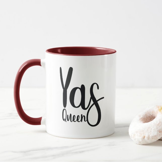 Yas Königin-Druck Tasse (Mit Donut)