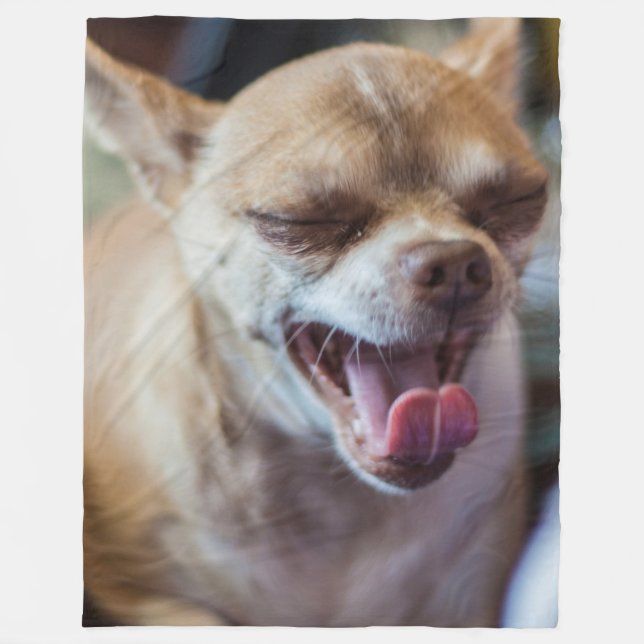 Yawning Chihuahua Fleecedecke (Vorderseite)