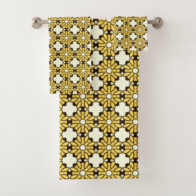 Yellow and black geometric pattern  badhandtuch set (Insitu)