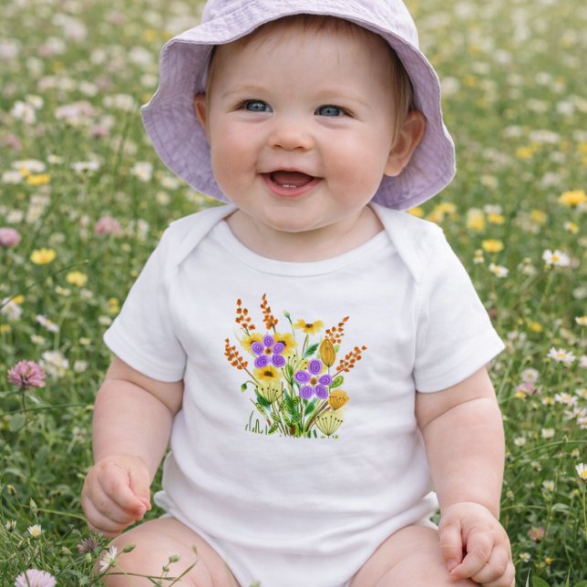 Yellow and Purple Flowers Baby Girl Strampler (Von Creator hochgeladen)
